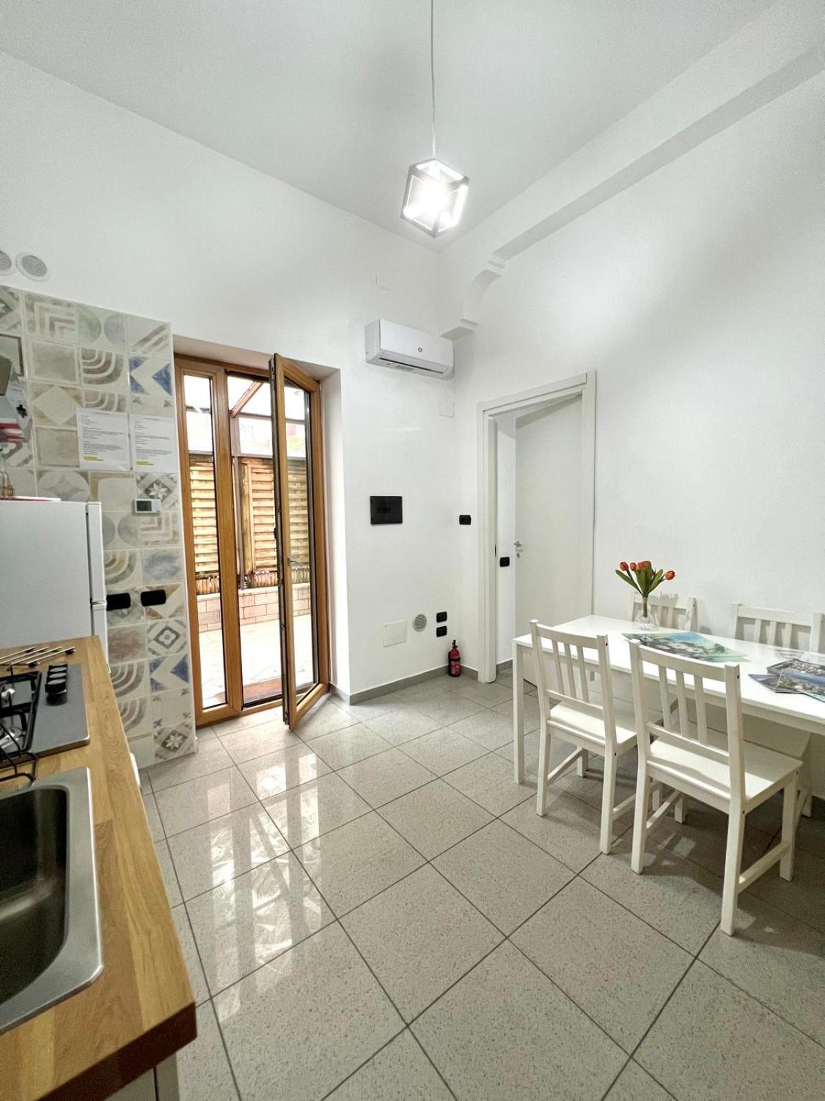 L' Intima Casina - Salerno & Amalfi Coast Cozy House Apartment Екстериор снимка